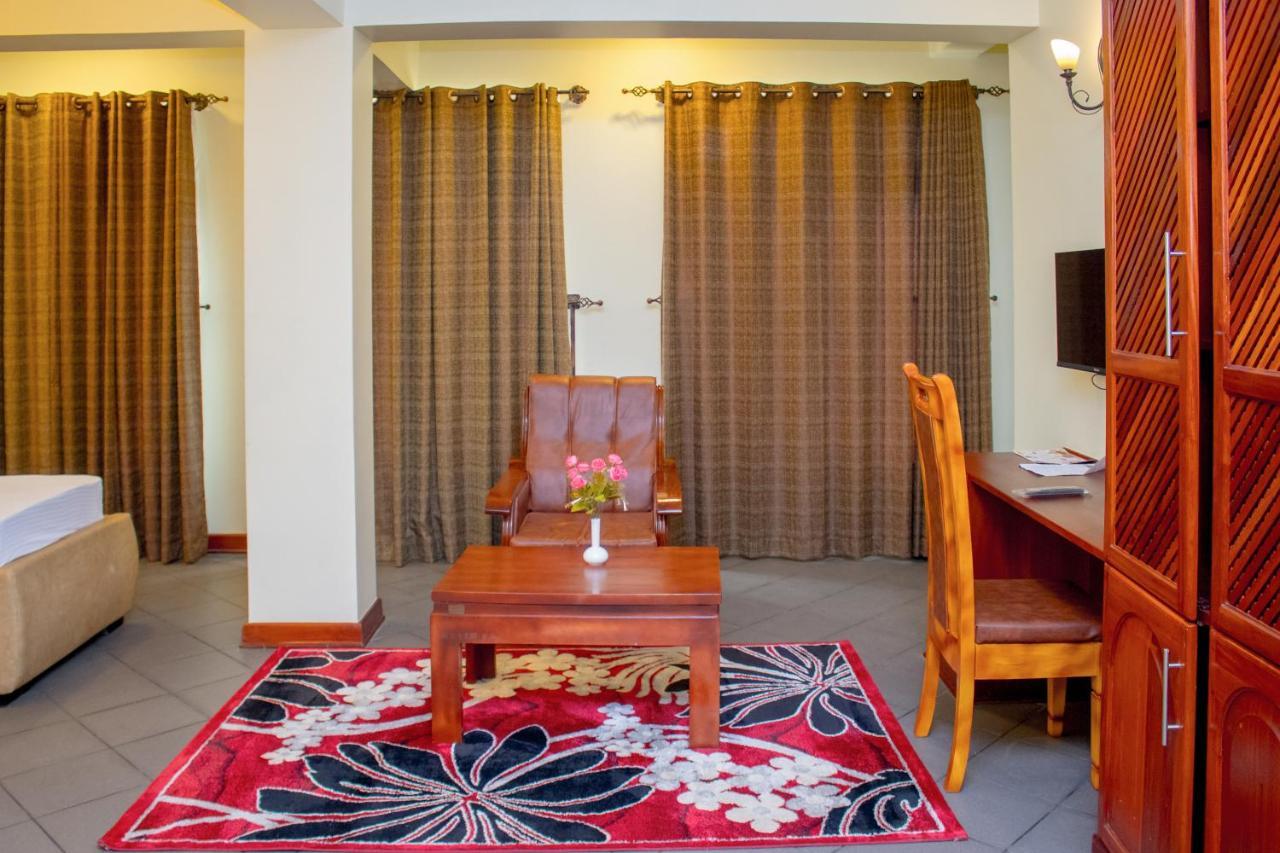 Seven Skies Hotel Аруша Екстериор снимка