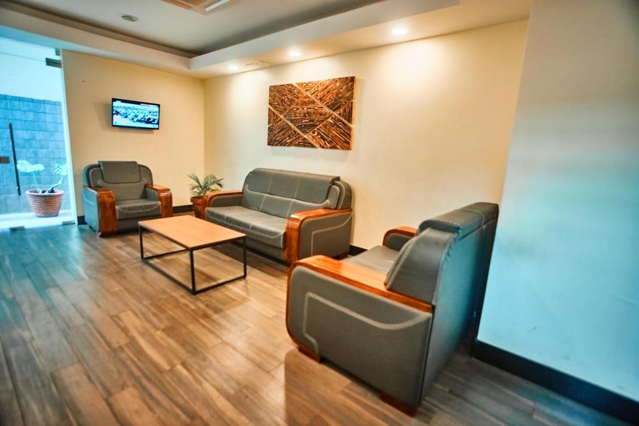 Seven Skies Hotel Аруша Екстериор снимка