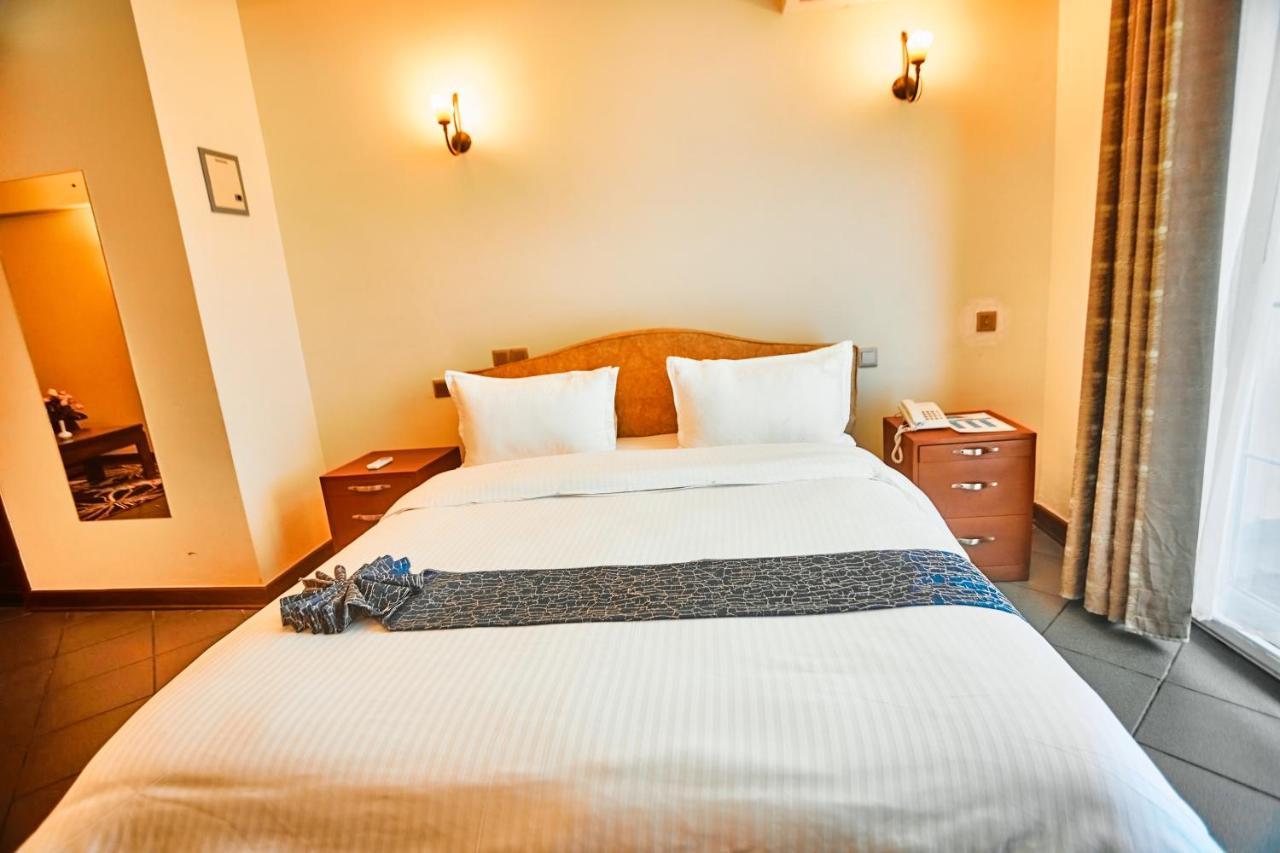Seven Skies Hotel Аруша Екстериор снимка
