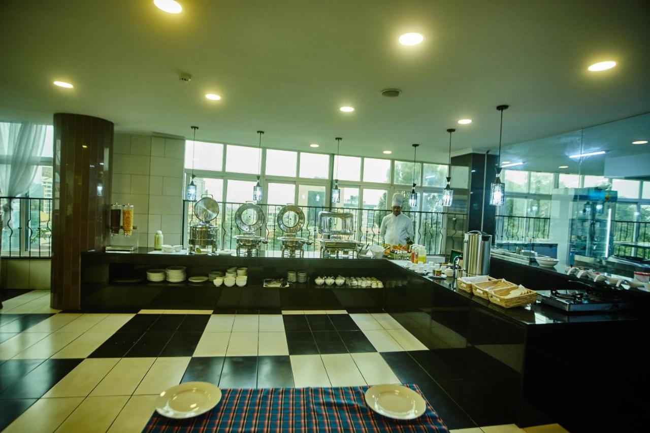 Seven Skies Hotel Аруша Екстериор снимка