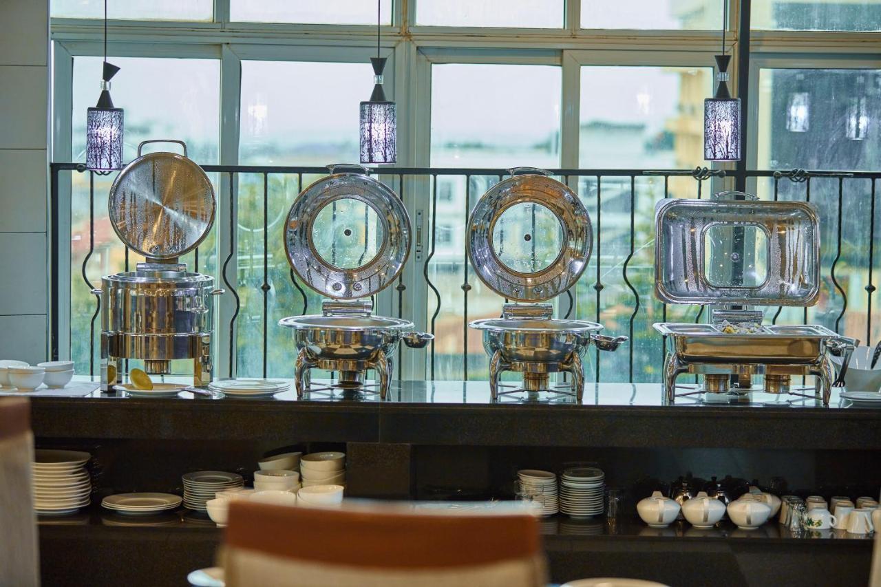 Seven Skies Hotel Аруша Екстериор снимка